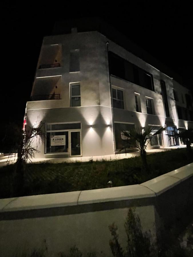 Le Salvador - Appart'Hotel De 18M2 A 44M2 La Talaudiere Exterior photo
