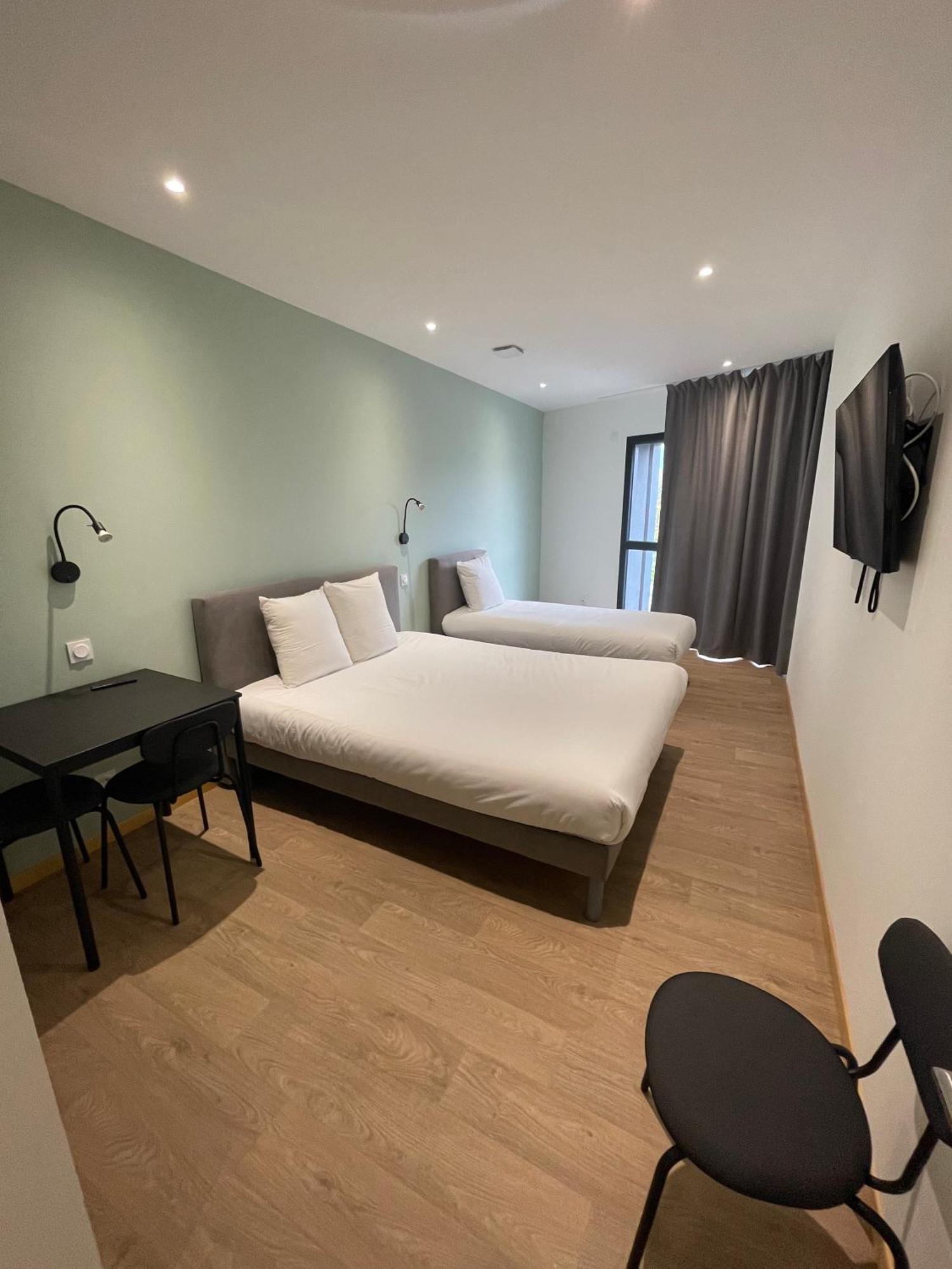Le Salvador - Appart'Hotel De 18M2 A 44M2 La Talaudiere Exterior photo