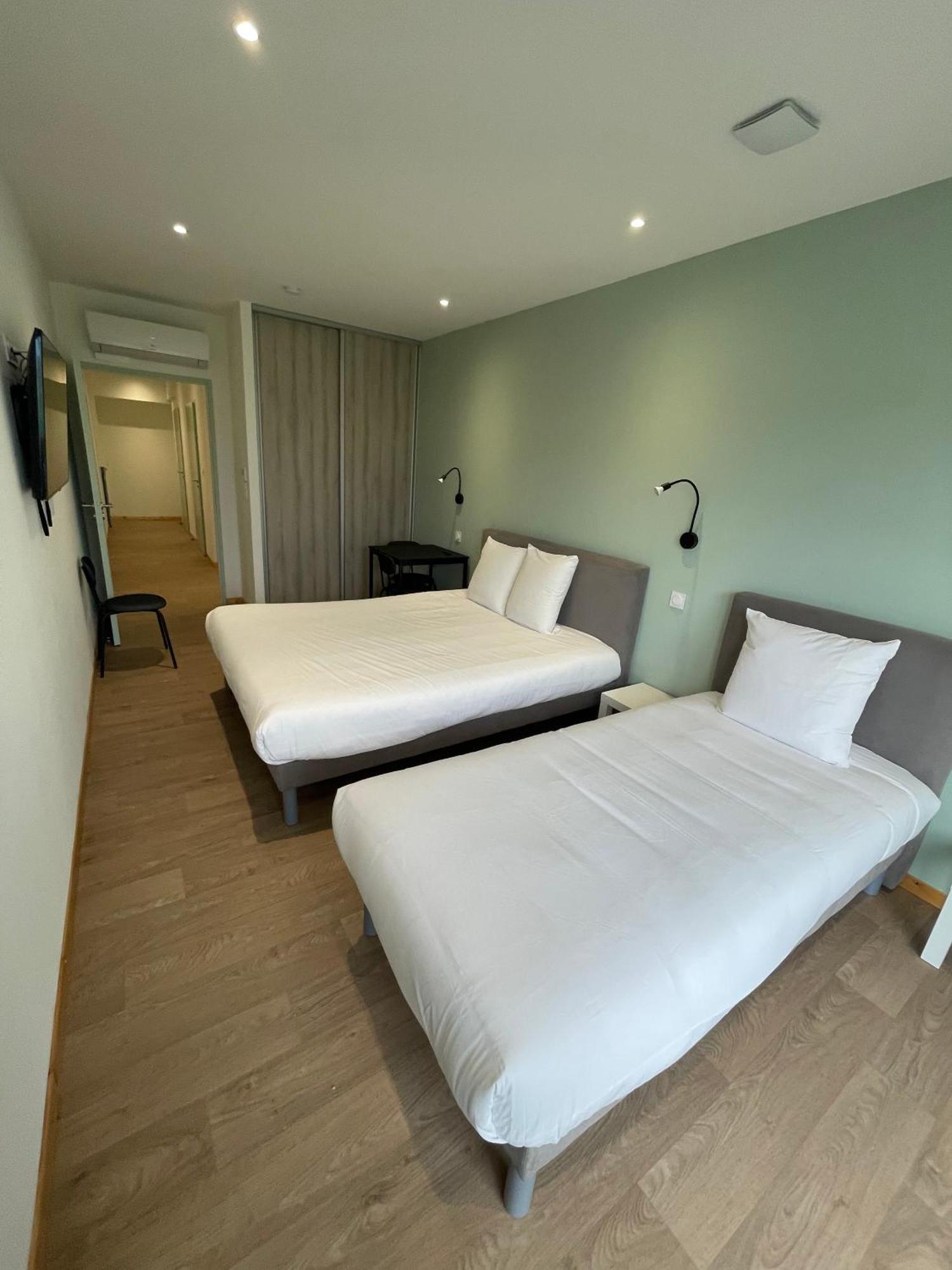 Le Salvador - Appart'Hotel De 18M2 A 44M2 La Talaudiere Exterior photo